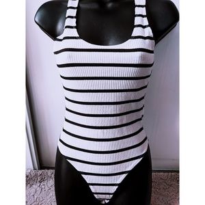 California stich bodysuit